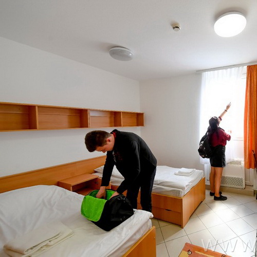 Noun > Dormitory